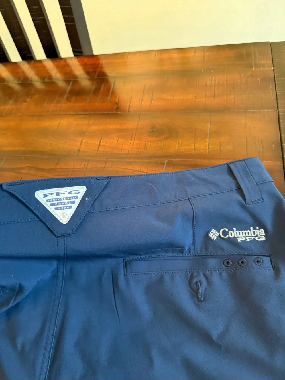 Columbia Men’s Dark Blue Cargo Shorts